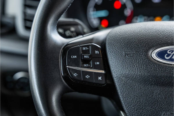 Ford Transit Custom 320 2.0 TDCI L2H1 Raptor Edition | Bi-Xenon | CarPlay | Navigatie | Camera | Stoelverwarming | Dodehoek detector | Lane Assist | DAB | 3-Zitter | Dealer onderhouden | Nieuwe APK