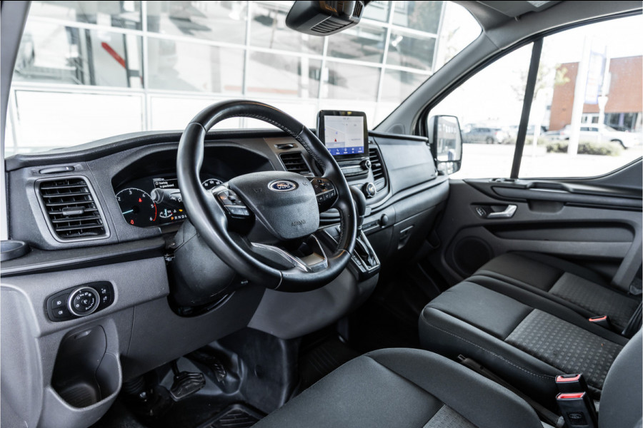 Ford Transit Custom 320 2.0 TDCI L2H1 Raptor Edition | Bi-Xenon | CarPlay | Navigatie | Camera | Stoelverwarming | Dodehoek detector | Lane Assist | DAB | 3-Zitter | Dealer onderhouden | Nieuwe APK