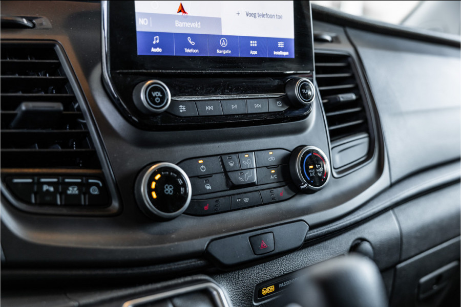 Ford Transit Custom 320 2.0 TDCI L2H1 Raptor Edition | Bi-Xenon | CarPlay | Navigatie | Camera | Stoelverwarming | Dodehoek detector | Lane Assist | DAB | 3-Zitter | Dealer onderhouden | Nieuwe APK