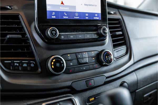 Ford Transit Custom 320 2.0 TDCI L2H1 Raptor Edition | Bi-Xenon | CarPlay | Navigatie | Camera | Stoelverwarming | Dodehoek detector | Lane Assist | DAB | 3-Zitter | Dealer onderhouden | Nieuwe APK