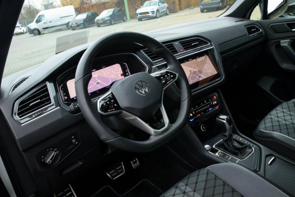 Volkswagen Tiguan 1.4 TSI eHybrid R-Line Business DSG 245pk Panoramadak|Virtual Cockpit|IQ LED Plus|NAVI|ACC|Black|19inch|Trekhaak