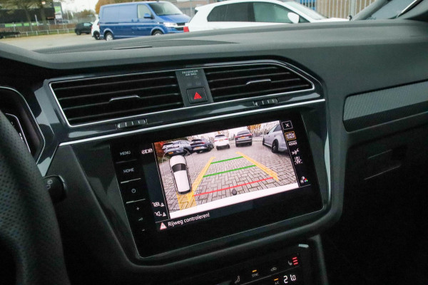 Volkswagen Tiguan 1.4 TSI eHybrid R-Line Business DSG 245pk Panoramadak|Virtual Cockpit|IQ LED Plus|NAVI|ACC|Black|19inch|Trekhaak