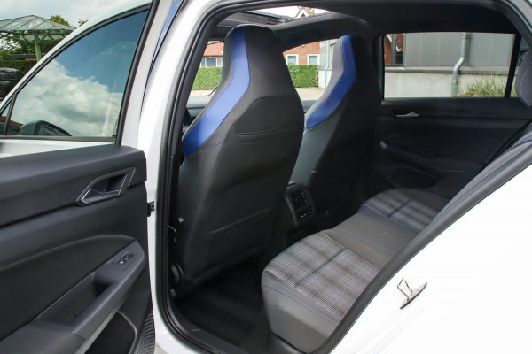 Volkswagen Golf 1.4 TSI PHEV GTE 245pk DSG 1e Eig|DLR|Panoramadak|Virtual Cockpit|IQ Light LED|Kuipstoelen|NAVI|CarPlay|ACC|Camera