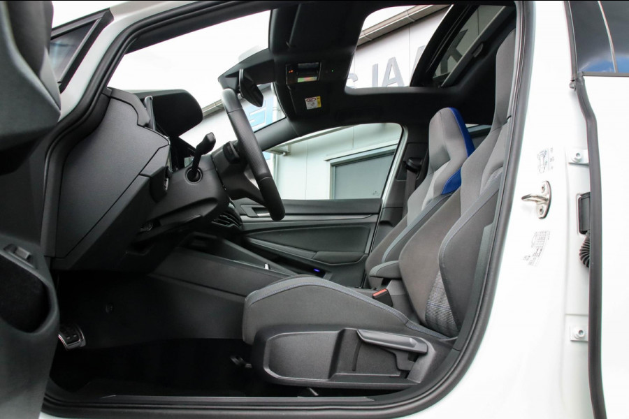 Volkswagen Golf 1.4 TSI PHEV GTE 245pk DSG 1e Eig|DLR|Panoramadak|Virtual Cockpit|IQ Light LED|Kuipstoelen|NAVI|CarPlay|ACC|Camera