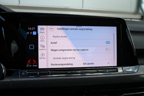 Volkswagen Golf 1.4 TSI PHEV GTE 245pk DSG 1e Eig|DLR|Panoramadak|Virtual Cockpit|IQ Light LED|Kuipstoelen|NAVI|CarPlay|ACC|Camera