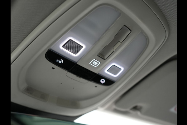 Volvo XC60 T6 AWD Plus Dark PHEV 350pk Dealer O.H. | Panodak | Camera | Lederen Sportstoelen Memory & Verwarmd | Google Assistent | Stuur Verwarmd | Apple Carplay | Keyless | Navigatie | DAB | Cruise Control | Plug In Hybrid |