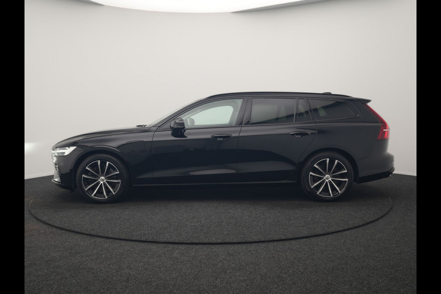 Volvo V60 T6 AWD Plus Dark PHEV 350pk Dealer O.H. | Trekhaak Af Fabriek | Adaptive Cruise | Camera | Harman / Kardon | Lederen Sportstoelen Memory & Verwarmd | Google Assistent | Stuur Verwarmd | Keyless | Apple Carplay | DAB | Plug In Hybrid |