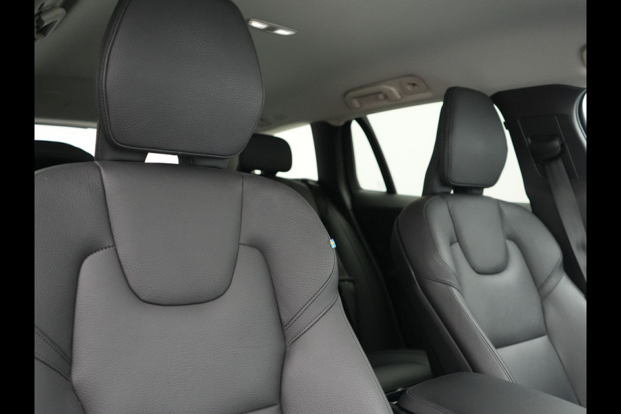 Volvo V60 T6 AWD Plus Dark PHEV 350pk Dealer O.H. | Trekhaak Af Fabriek | Adaptive Cruise | Camera | Harman / Kardon | Lederen Sportstoelen Memory & Verwarmd | Google Assistent | Stuur Verwarmd | Keyless | Apple Carplay | DAB | Plug In Hybrid |