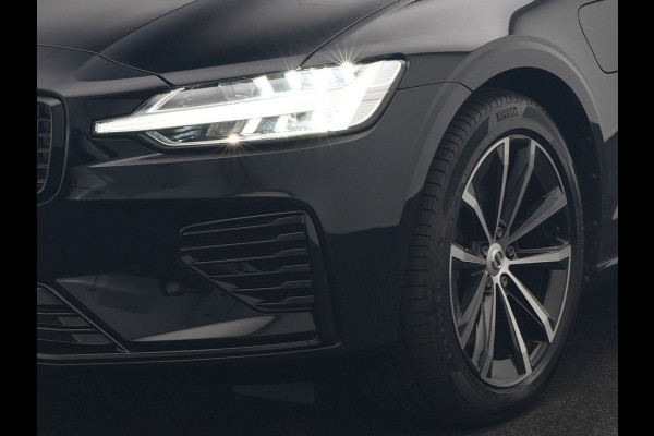 Volvo V60 T6 AWD Plus Dark PHEV 350pk Dealer O.H. | Trekhaak Af Fabriek | Adaptive Cruise | Camera | Harman / Kardon | Lederen Sportstoelen Memory & Verwarmd | Google Assistent | Stuur Verwarmd | Keyless | Apple Carplay | DAB | Plug In Hybrid |