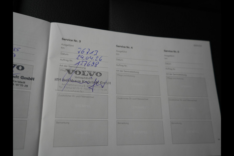 Volvo V60 T6 AWD Plus Dark PHEV 350pk Dealer O.H. | Trekhaak Af Fabriek | Adaptive Cruise | Camera | Harman / Kardon | Lederen Sportstoelen Memory & Verwarmd | Google Assistent | Stuur Verwarmd | Keyless | Apple Carplay | DAB | Plug In Hybrid |