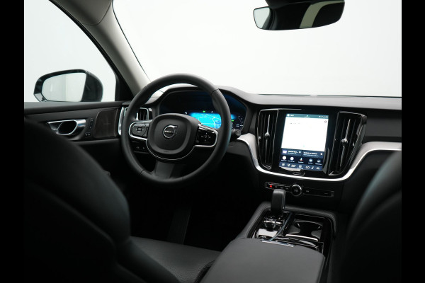 Volvo V60 T6 AWD Plus Dark PHEV 350pk Dealer O.H. | Trekhaak Af Fabriek | Adaptive Cruise | Camera | Harman / Kardon | Lederen Sportstoelen Memory & Verwarmd | Google Assistent | Stuur Verwarmd | Keyless | Apple Carplay | DAB | Plug In Hybrid |
