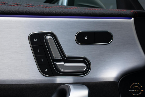 Mercedes-Benz CLA-Klasse 180 Premium Plus AMG PANO MEMORY HUD STOELVERWARMING CAMERA DIFFUSER BURMESTER