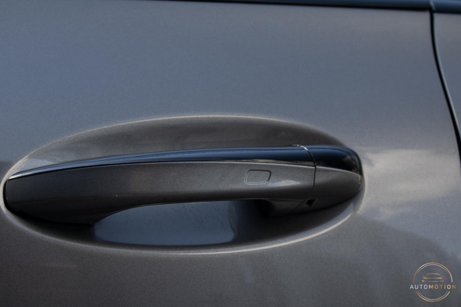 Mercedes-Benz CLA-Klasse 180 Premium Plus AMG PANO MEMORY HUD STOELVERWARMING CAMERA DIFFUSER BURMESTER