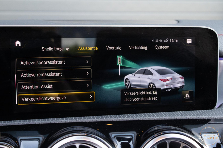 Mercedes-Benz CLA-Klasse 180 Premium Plus AMG PANO MEMORY HUD STOELVERWARMING CAMERA DIFFUSER BURMESTER