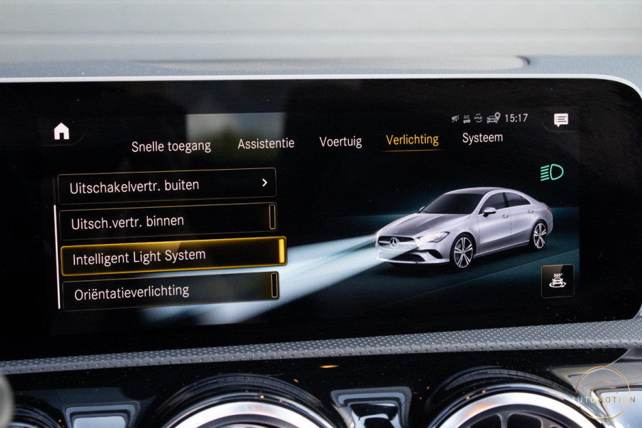 Mercedes-Benz CLA-Klasse 180 Premium Plus AMG PANO MEMORY HUD STOELVERWARMING CAMERA DIFFUSER BURMESTER