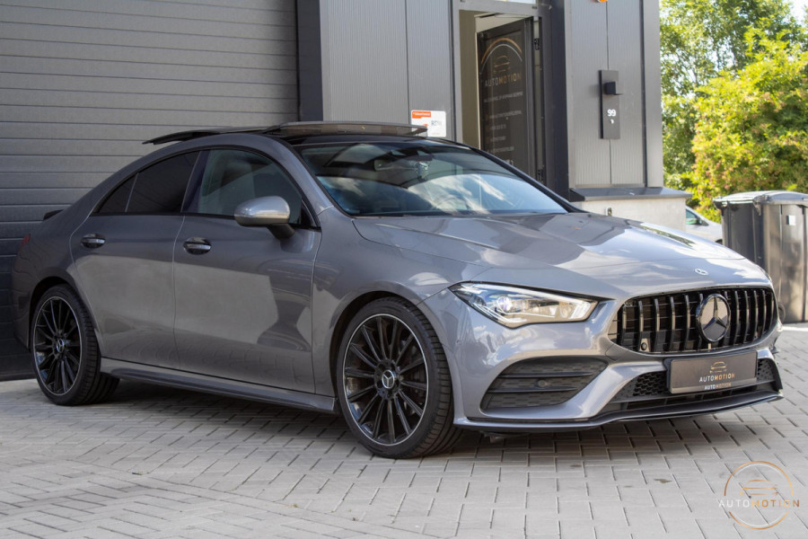 Mercedes-Benz CLA-Klasse 180 Premium Plus AMG PANO MEMORY HUD STOELVERWARMING CAMERA DIFFUSER BURMESTER