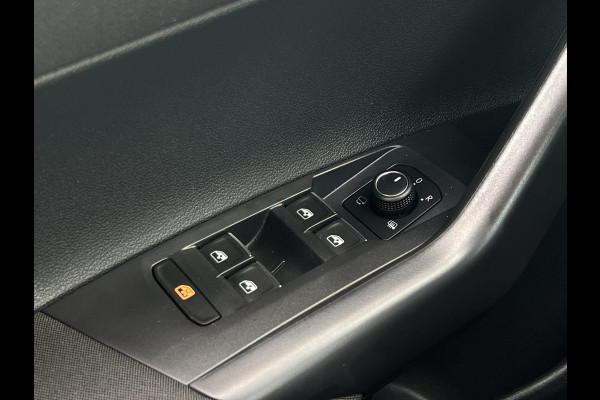 Volkswagen Polo 1.0 TSI Highline Business R | LED | Virtual Cockpit | ACC | Clima | Carplay | R-Line