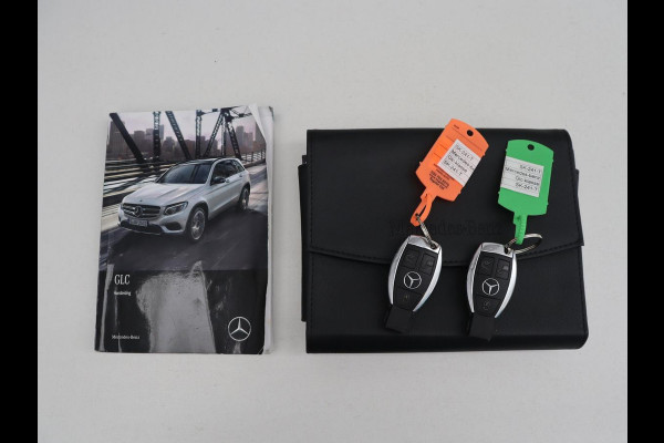 Mercedes-Benz GLC 250 4MATIC Premium Plus | Panoramdak | Memory | Leder | Stoel verwarming | Stoel ventilatie | Cruise control | 360 Camera | Park assist | Climate control |