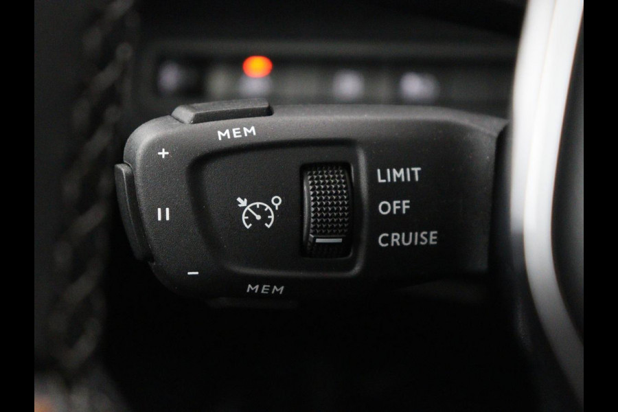 Peugeot 3008 1.6 HYbrid 225 Allure | SOH 92.6% | Navi | Virtual Display | Half Leder | Climate Control | Cruise Control | Camera | DAB+