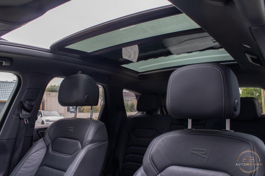 Volkswagen Touareg 3.0 TSi eHybrid 4MOTION R Trekhaak Luchtvering Camera Nightvision