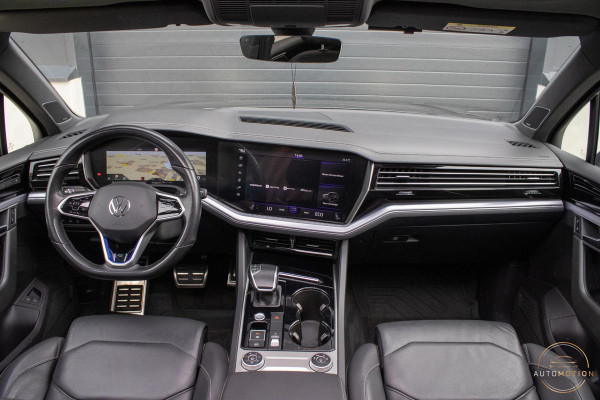Volkswagen Touareg 3.0 TSi eHybrid 4MOTION R Trekhaak Luchtvering Camera Nightvision