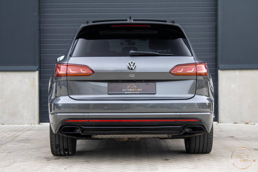 Volkswagen Touareg 3.0 TSi eHybrid 4MOTION R Trekhaak Luchtvering Camera Nightvision
