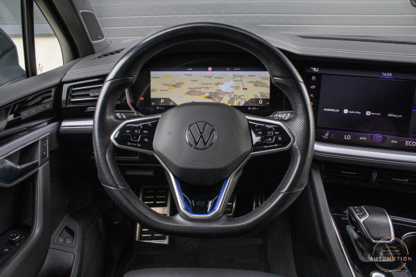 Volkswagen Touareg 3.0 TSi eHybrid 4MOTION R Trekhaak Luchtvering Camera Nightvision
