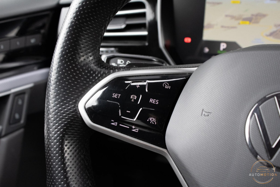Volkswagen Touareg 3.0 TSi eHybrid 4MOTION R Trekhaak Luchtvering Camera Nightvision