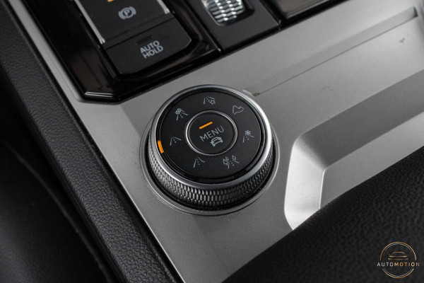 Volkswagen Touareg 3.0 TSi eHybrid 4MOTION R Trekhaak Luchtvering Camera Nightvision