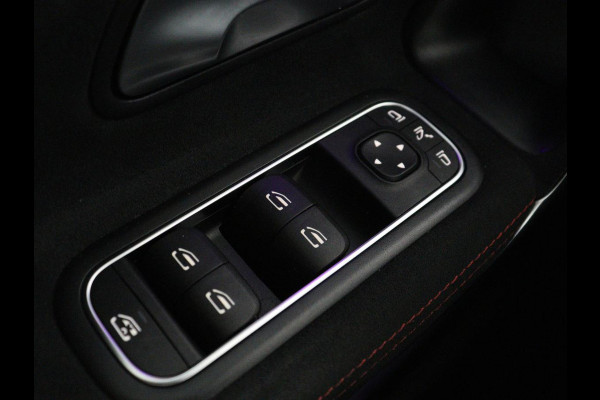 Mercedes-Benz A-Klasse 200 AMG Business Solution Aut. | Pano | LED | Half sfeerverlichting | Sfeerverlichting | Elec. Stoelen | Stoelverwarming | Virtual Display | Navi | Camera | Trekaak | Carplay