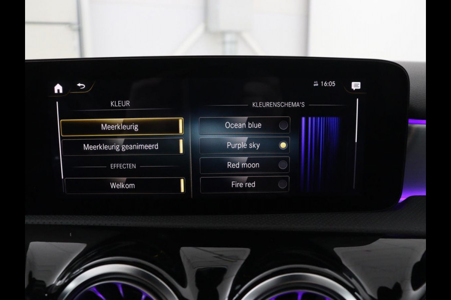 Mercedes-Benz A-Klasse 200 AMG Business Solution Aut. | Pano | LED | Half sfeerverlichting | Sfeerverlichting | Elec. Stoelen | Stoelverwarming | Virtual Display | Navi | Camera | Trekaak | Carplay