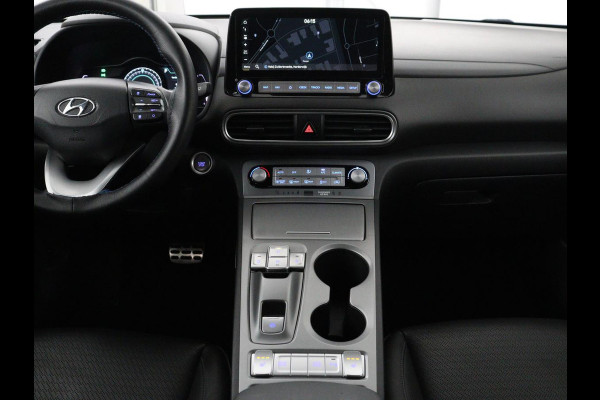 Hyundai Kona EV Fashion Design 64 kWh | SOH 94.6% | Leder | Head-up | Trekhaak | Adaptive cruise | Carplay | Stoelverwarming | Krell Sound | Dodehoek detectie |