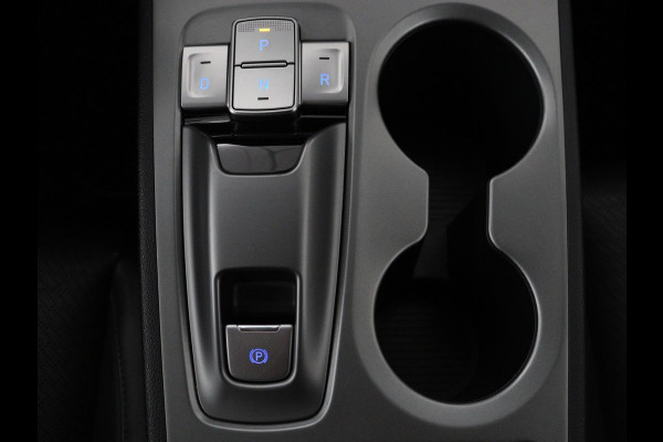 Hyundai Kona EV Fashion Design 64 kWh | SOH 94.6% | Leder | Head-up | Trekhaak | Adaptive cruise | Carplay | Stoelverwarming | Krell Sound | Dodehoek detectie |