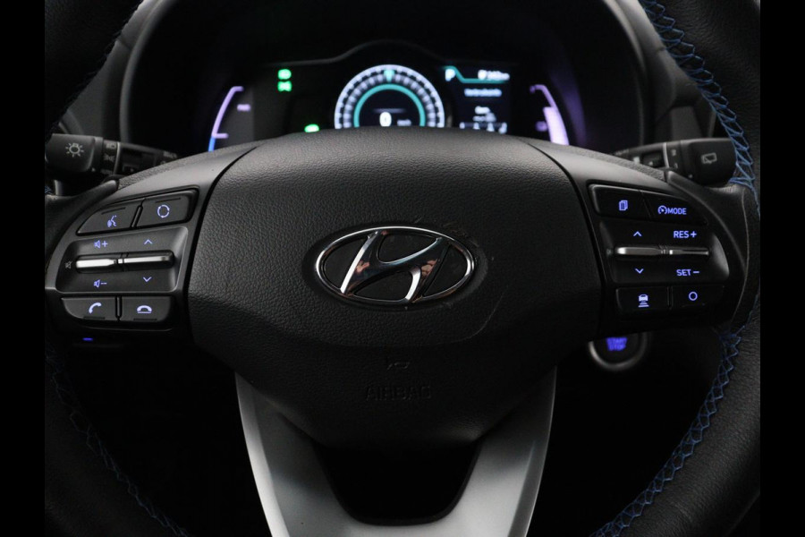 Hyundai Kona EV Fashion Design 64 kWh | SOH 94.6% | Leder | Head-up | Trekhaak | Adaptive cruise | Carplay | Stoelverwarming | Krell Sound | Dodehoek detectie |