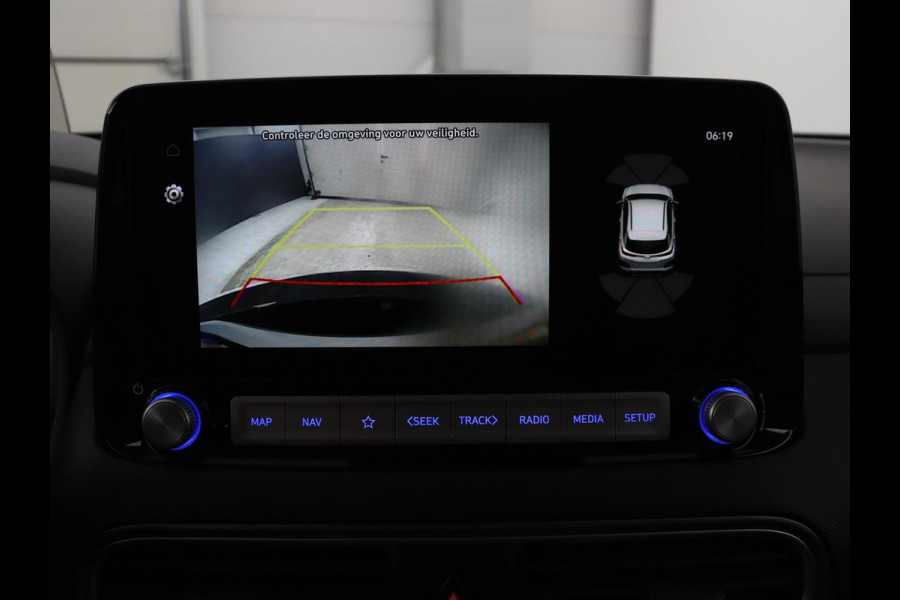 Hyundai Kona EV Fashion Design 64 kWh | SOH 94.6% | Leder | Head-up | Trekhaak | Adaptive cruise | Carplay | Stoelverwarming | Krell Sound | Dodehoek detectie |