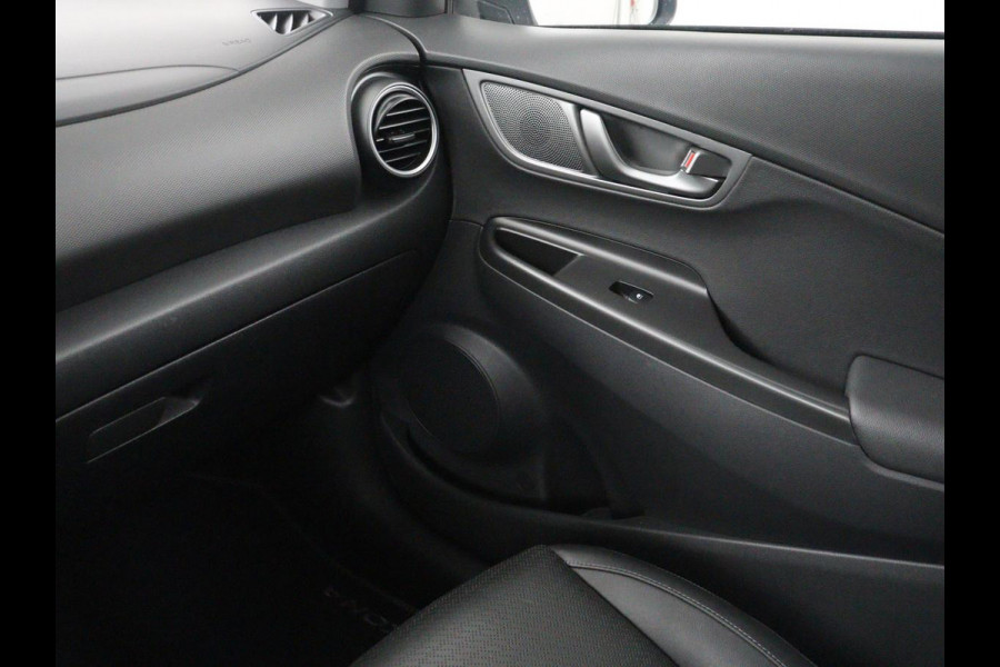 Hyundai Kona EV Fashion Design 64 kWh | SOH 94.6% | Leder | Head-up | Trekhaak | Adaptive cruise | Carplay | Stoelverwarming | Krell Sound | Dodehoek detectie |