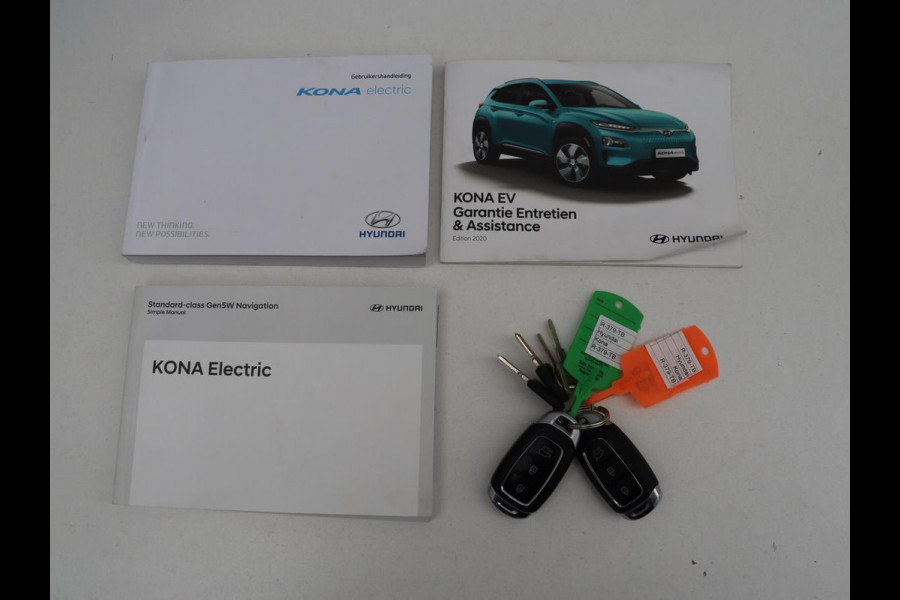 Hyundai Kona EV Fashion Design 64 kWh | SOH 94.6% | Leder | Head-up | Trekhaak | Adaptive cruise | Carplay | Stoelverwarming | Krell Sound | Dodehoek detectie |