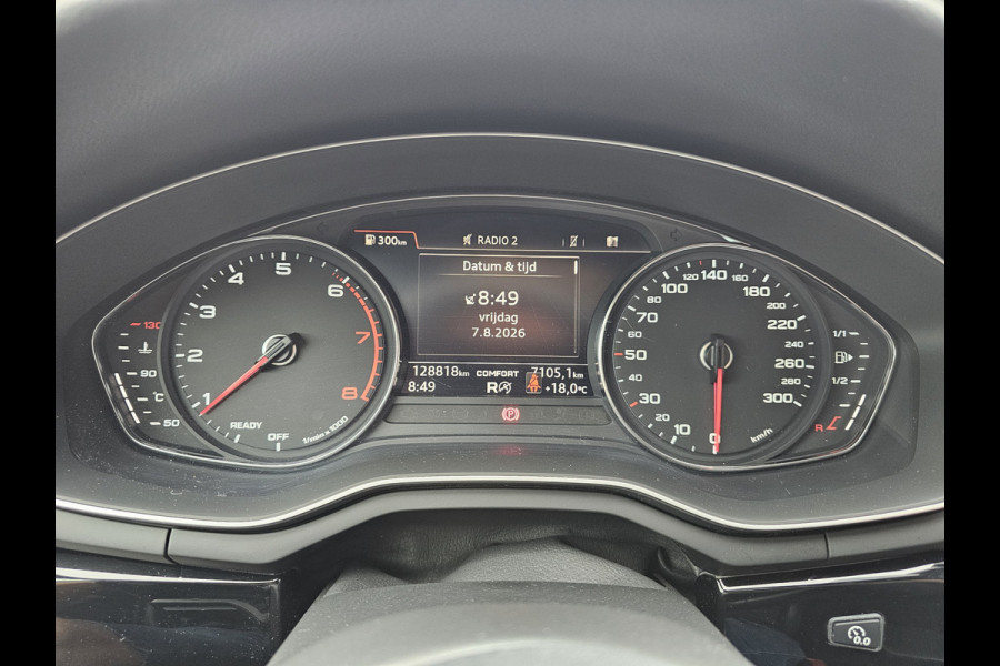 Audi A5 Sportback 35 TFSI Sport S-line edition | LED | Zwart optiek | Trekhaak | Sportstoelen | PDC | Keyless | Navi | Elek. achterklep | Afgevlakt stuur |
