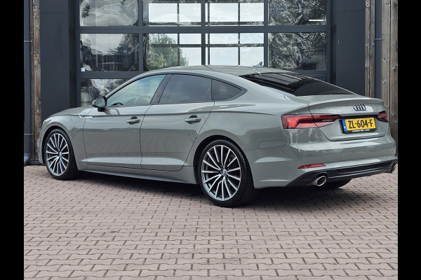 Audi A5 Sportback 35 TFSI Sport S-line edition | LED | Zwart optiek | Trekhaak | Sportstoelen | PDC | Keyless | Navi | Elek. achterklep | Afgevlakt stuur |