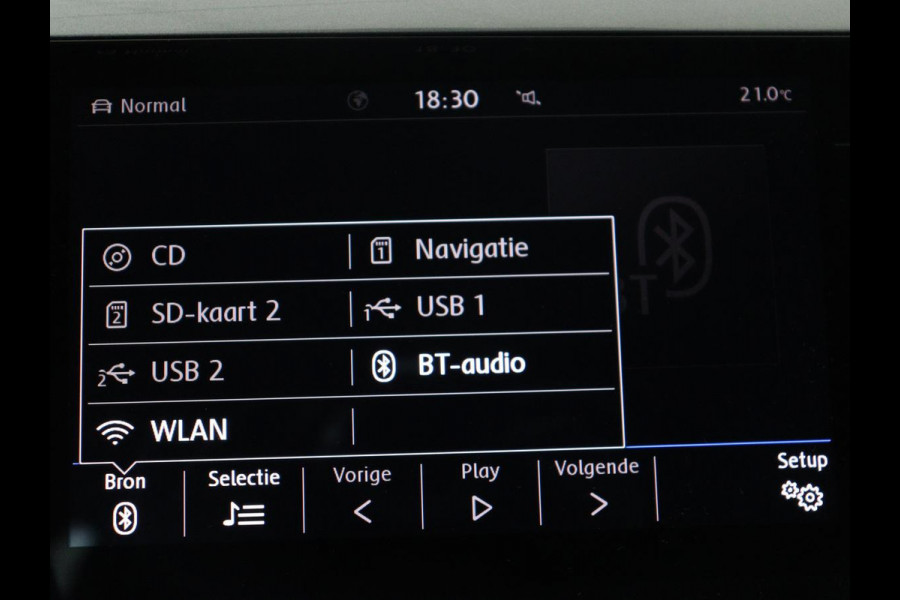 Volkswagen Polo 1.0 TSI Highline | Automaat | Camera | Virtual Cockpit | Keyless | Full LED | Climate control | Adaptive cruise | Navigatie | Side Assist | Regen-/lichtsensor | Parkeerhulp