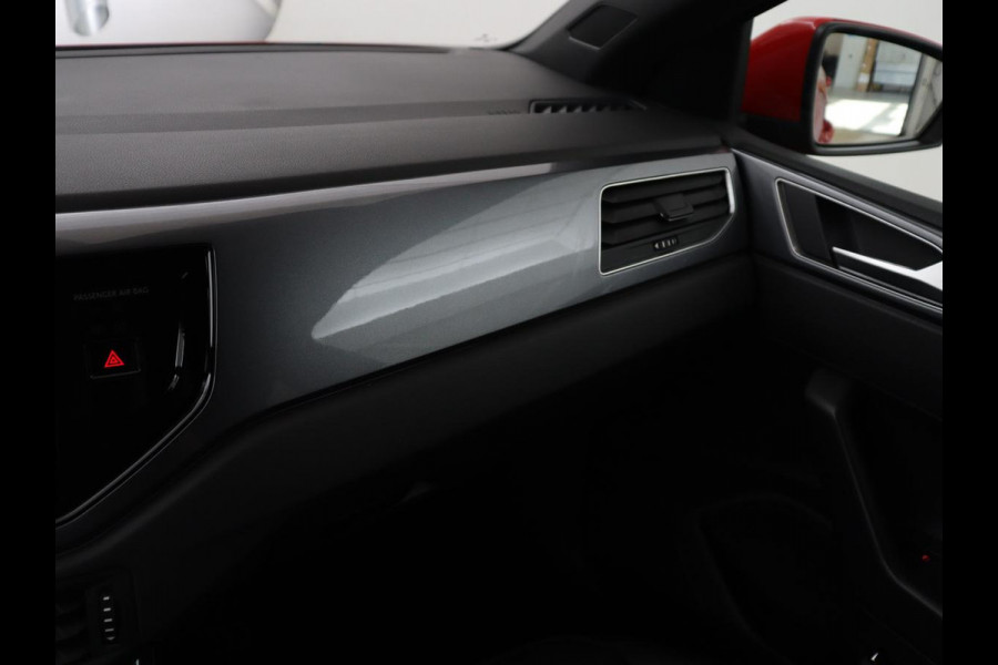 Volkswagen Polo 1.0 TSI Highline | Automaat | Camera | Virtual Cockpit | Keyless | Full LED | Climate control | Adaptive cruise | Navigatie | Side Assist | Regen-/lichtsensor | Parkeerhulp