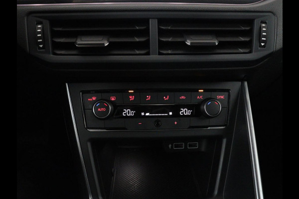 Volkswagen Polo 1.0 TSI Highline | Automaat | Camera | Virtual Cockpit | Keyless | Full LED | Climate control | Adaptive cruise | Navigatie | Side Assist | Regen-/lichtsensor | Parkeerhulp