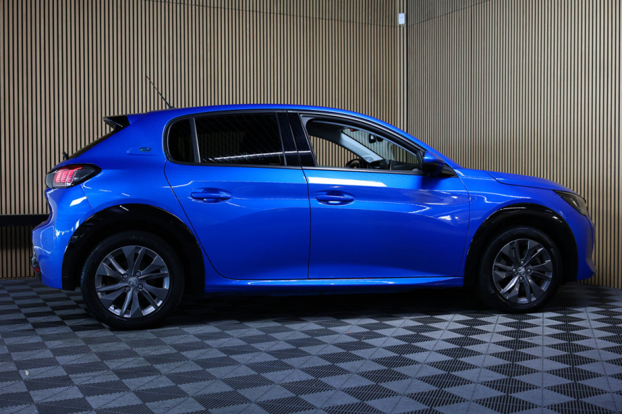 Peugeot e-208 EV Blue Lease Allure 50 kWh AVM VIRTUAL KEYLESS CLIMA CAMERA CRUISE PARK ASS BT"21