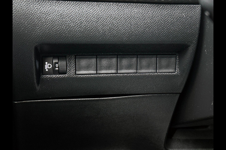 Peugeot 2008 1.2 PureTech 130 Allure CAMERA | CARPLAY & NAVI | STOF-LEER