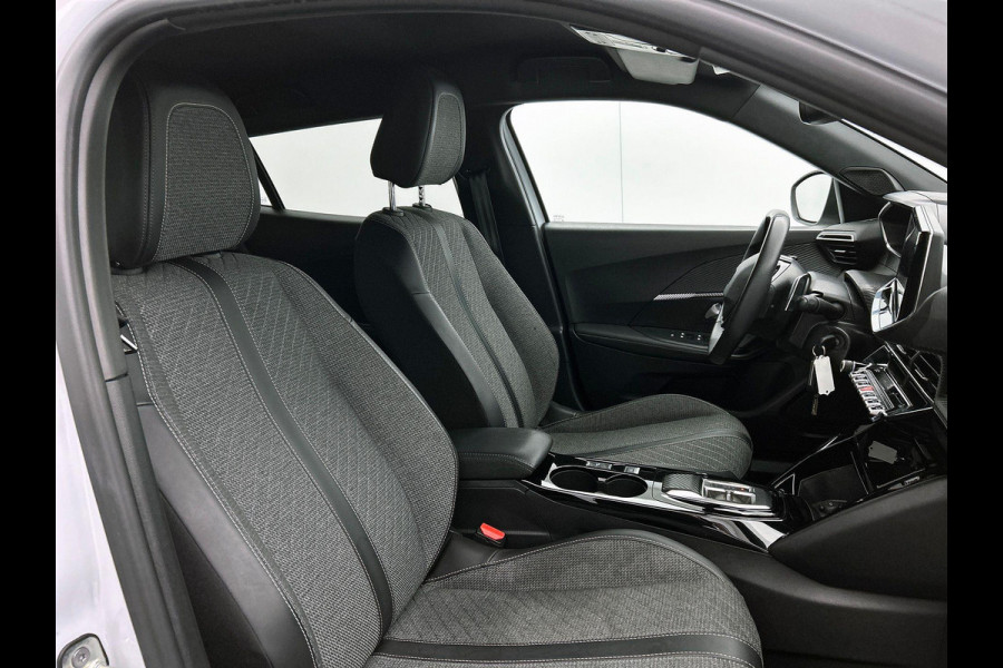 Peugeot 2008 1.2 PureTech 130 Allure CAMERA | CARPLAY & NAVI | STOF-LEER