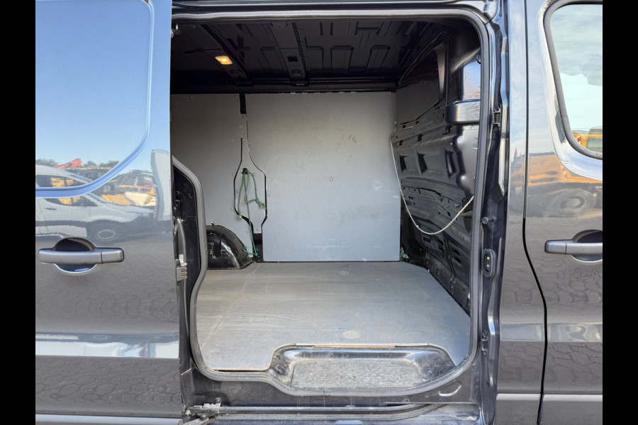 Renault Trafic 2.0 dCi 170pk 2.0 dCi 170pk Automaat L1H1 Cruise Control Airco camera Parkeersensoren v+a