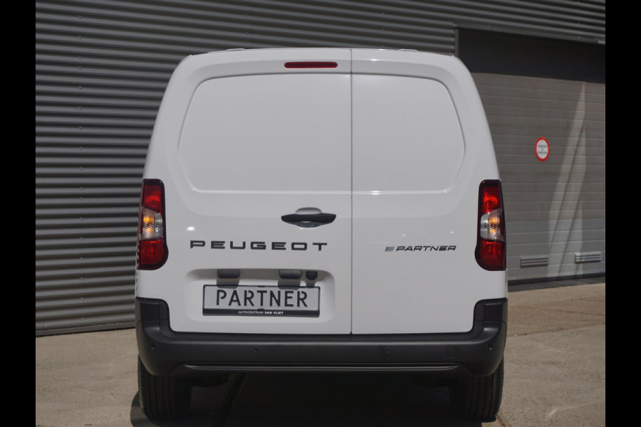 Peugeot e-Partner L1 50 kWh | 0% rente | camera | Apple Carplay/Android Auto  | laadruimtebetimmering | Comfort stoelen | rijklaarprijs