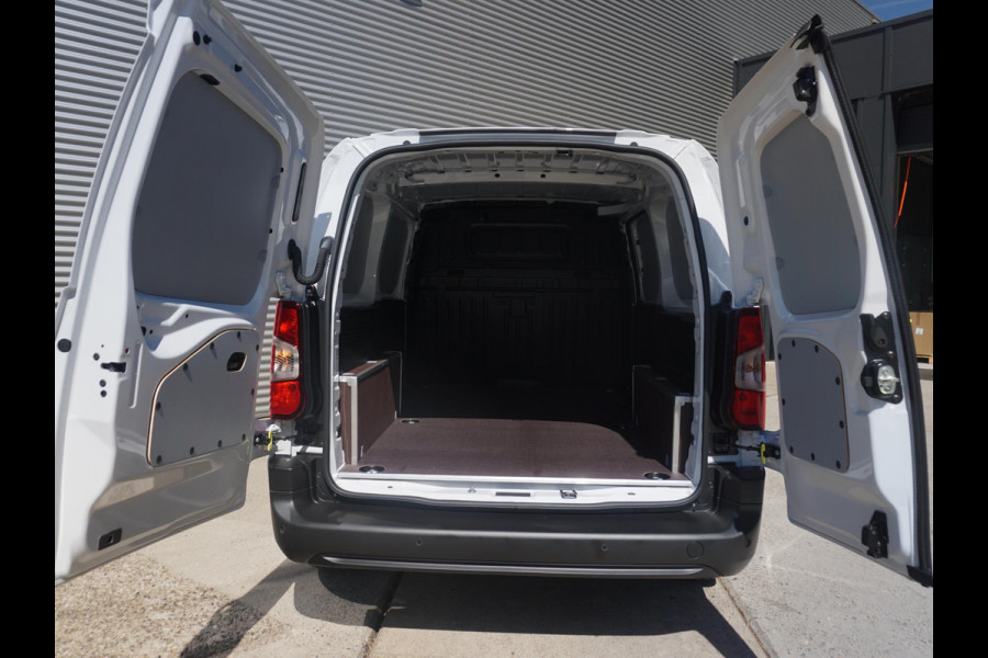 Peugeot e-Partner L1 50 kWh | 0% rente | camera | Apple Carplay/Android Auto  | laadruimtebetimmering | Comfort stoelen | rijklaarprijs
