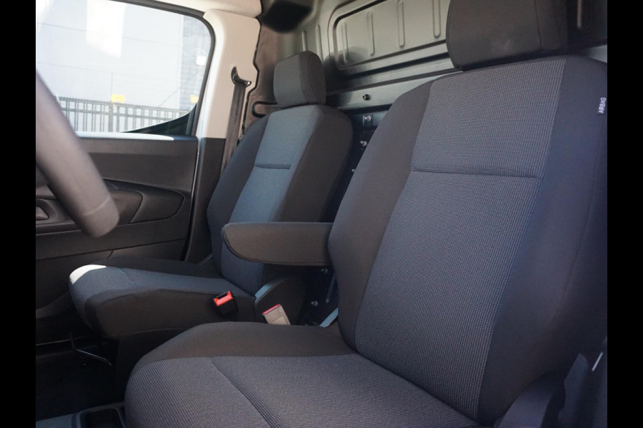 Peugeot e-Partner L1 50 kWh | 0% rente | camera | Apple Carplay/Android Auto  | laadruimtebetimmering | Comfort stoelen | rijklaarprijs