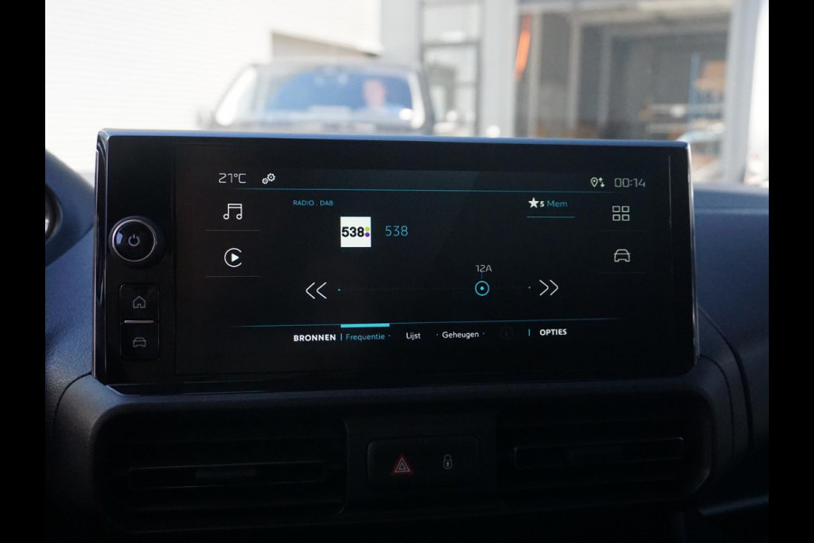 Peugeot e-Partner L1 50 kWh | 0% rente | camera | Apple Carplay/Android Auto  | laadruimtebetimmering | Comfort stoelen | rijklaarprijs